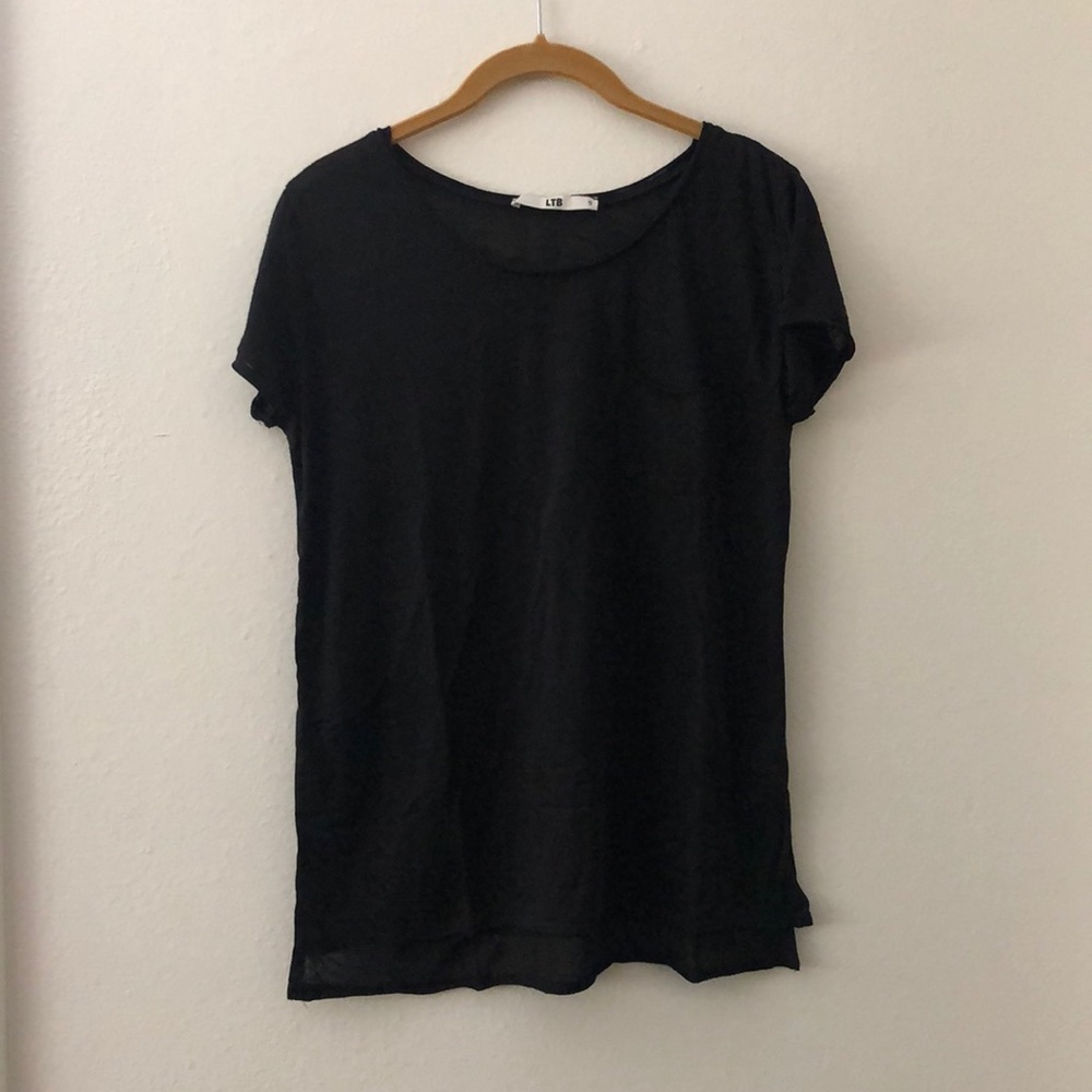 Black T-shirt